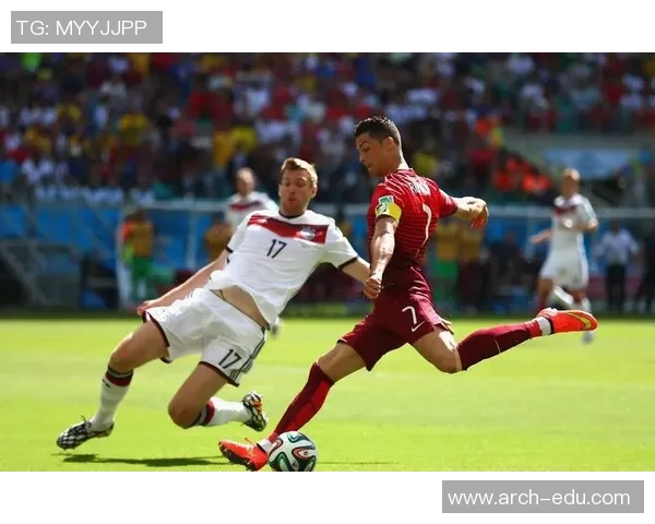 足球明星未上大学的成功之路与教育的关系探讨