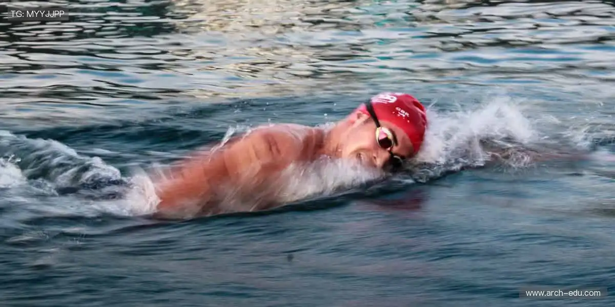 周边潮品，让热爱触手可及！🎯💥